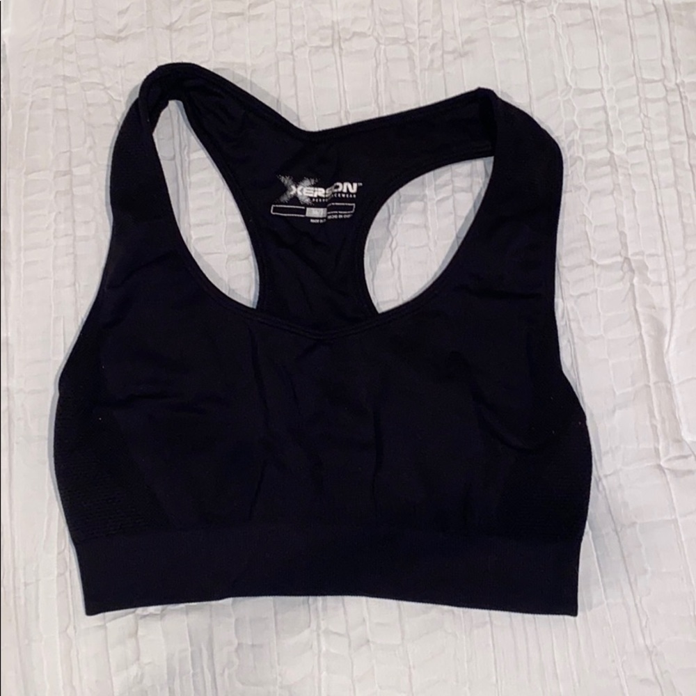 Sports bra